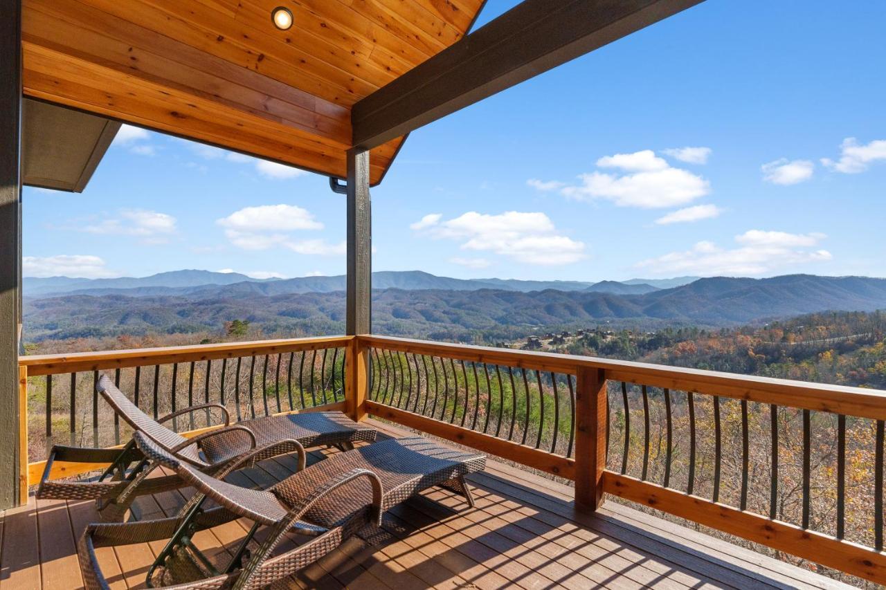 Star Of The Summit, Private Indoor Pool, Amazing Views, 1089 Free Tickets Each Paid Day, Dollywood Villa Sevierville Exterior photo