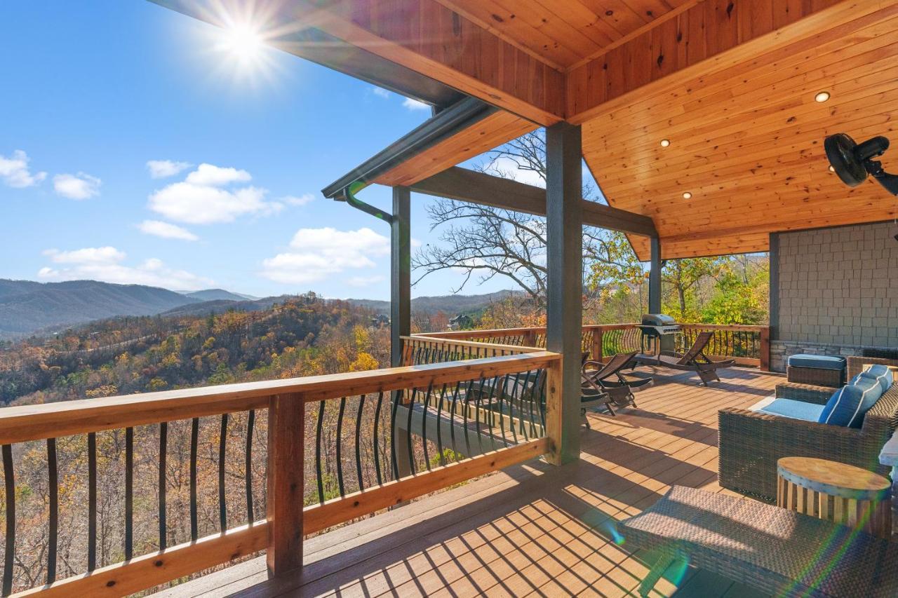 Star Of The Summit, Private Indoor Pool, Amazing Views, 1089 Free Tickets Each Paid Day, Dollywood Villa Sevierville Exterior photo
